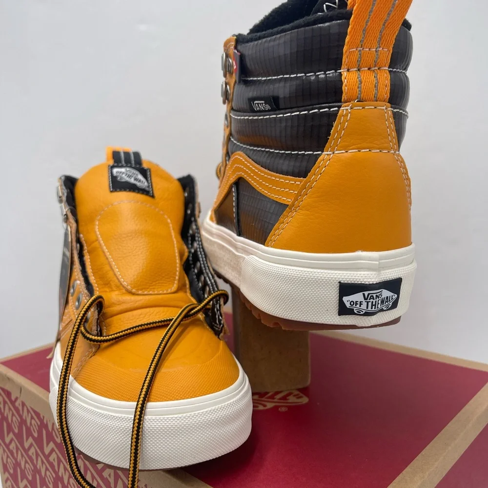 Vans Men’s Sk8-Hi Mte 2.0 Dx (Mte) Apricot/Black Boots
VN0A4P312NF
All Weather - Picture 9 of 16